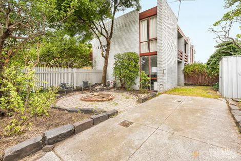 1/4 Edward St, Seddon, VIC 3011