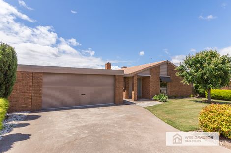 19 Farrar Ave, Horsham, VIC 3400