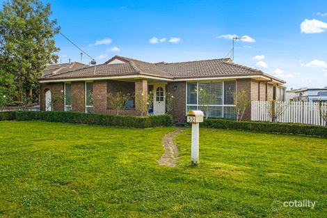 Property photo of 32 Younger Street Warrnambool VIC 3280
