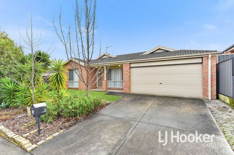 65 Leigh Dr, Pakenham, VIC 3810