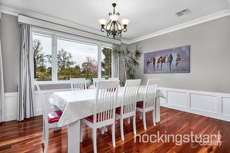 Property photo of 12 Kevington Drive Eynesbury VIC 3338