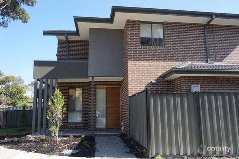 Property photo of 1 Gumtree Close St Albans VIC 3021