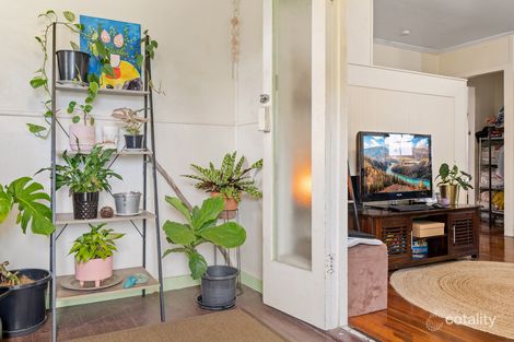 Property photo of 123 Dibar Street Wynnum QLD 4178