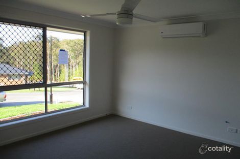 Property photo of 28 Hideaway Circuit Fletcher NSW 2287
