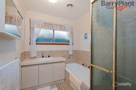 Property photo of 9 Armiston Grove Altona Meadows VIC 3028