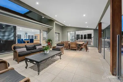 Property photo of 2 Torrens Crescent Wakerley QLD 4154