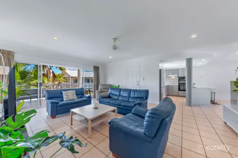 Property photo of 11/24 Pandanus Drive Cannonvale QLD 4802