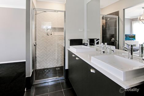 Property photo of 18 Apple Street Fern Bay NSW 2295