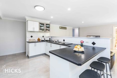 Property photo of 4 Sarandon Close McDowall QLD 4053
