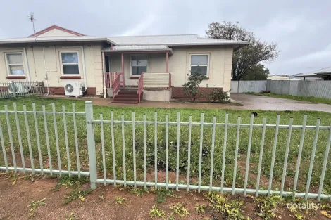 13 Hall St, Port Augusta, SA 5700