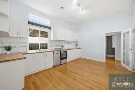 Property photo of 32 Wills Street Wangaratta VIC 3677