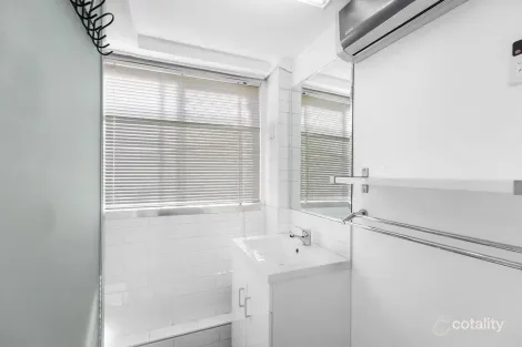 Property photo of 68 Pickworth Street Upper Mount Gravatt QLD 4122