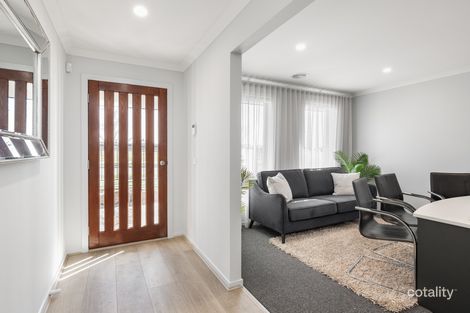 Property photo of 117 Burnbank Parade Clyde North VIC 3978