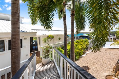 Property photo of 9 Warrain Street Shute Harbour QLD 4802