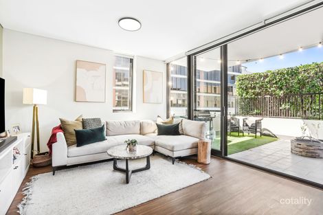 Property photo of 206/12 Half Street Wentworth Point NSW 2127