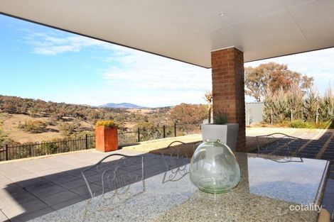 Property photo of 19 Myrtle Close Jerrabomberra NSW 2619