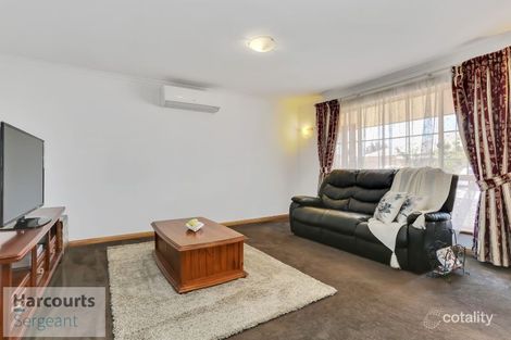 Property photo of 24 Lakeridge Circuit Burton SA 5110