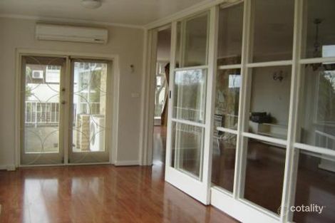 Property photo of 106 Burke Road North Ivanhoe East VIC 3079