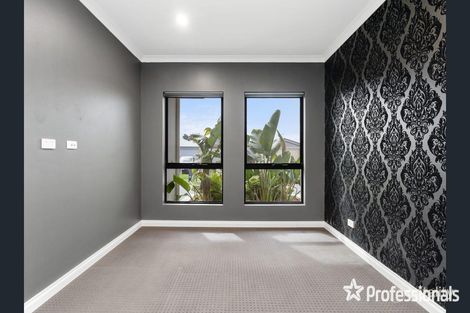Property photo of 7/26 Charnley Bend Success WA 6164