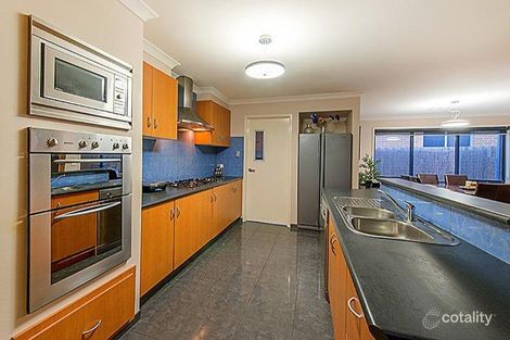 Property photo of 10 Orange Grove Werribee VIC 3030