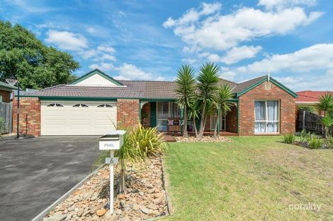 Property photo of 6 Marshall Close Carrum Downs VIC 3201