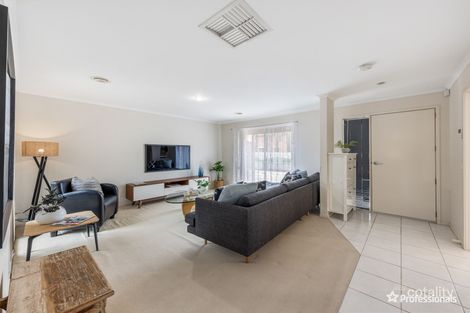 15 Highfield Rd, Cairnlea, VIC 3023