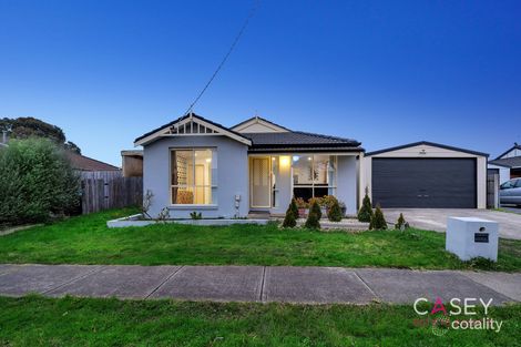 Property photo of 8 Willora Crescent Cranbourne West VIC 3977