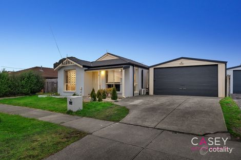 Property photo of 8 Willora Crescent Cranbourne West VIC 3977