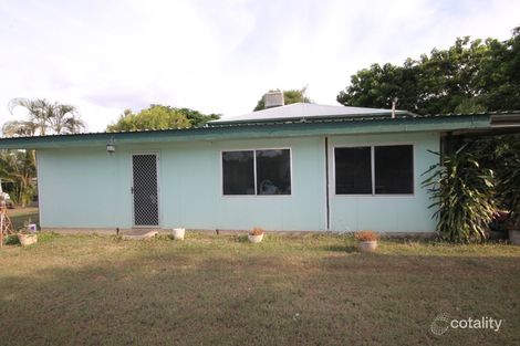 49 Clara Rd, Mosman Park, QLD 4820