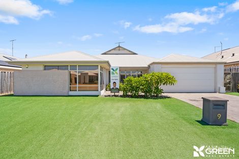 9 Senecio Way, Halls Head, WA 6210