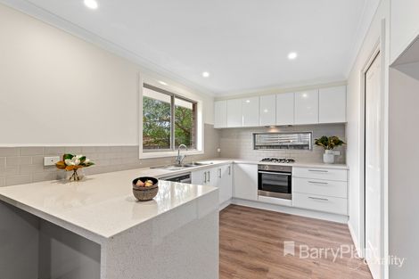 Property photo of 40 McDonald Crescent Boronia VIC 3155