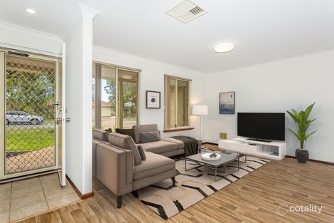 Property photo of 52 Bondi Crescent Warnbro WA 6169