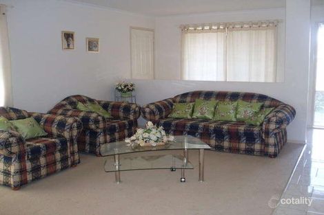 Property photo of 70 Strabane Way Hampton Park VIC 3976