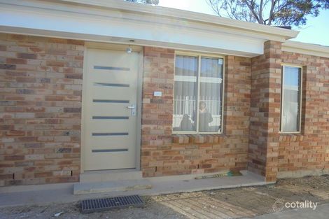 Property photo of 41 Buranda Crescent St Johns Park NSW 2176