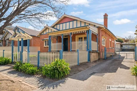 205 STEWART ST, BATHURST, NSW 2795