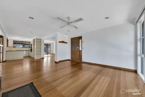 Property photo of 315-317 McGrath Road Wyndham Vale VIC 3024