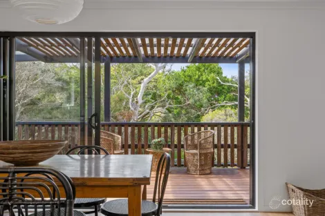 Property photo of 9 Macneil Court Walkerville VIC 3956