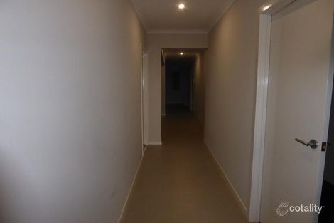 Property photo of 14 Holyoake Parade Manor Lakes VIC 3024