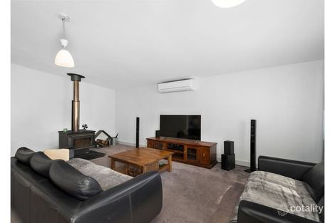 Property photo of 10 Hartwig Street Goombungee QLD 4354