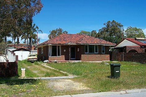 7 Archidamus Rd, Coolbellup, WA 6163