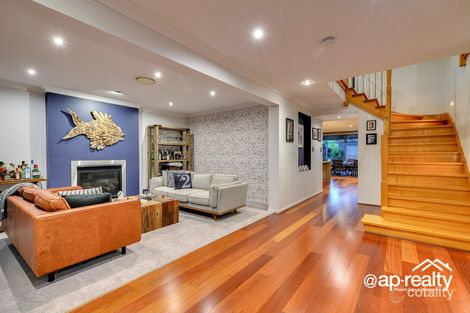 Property photo of 18 Stringybark Place Heathwood QLD 4110