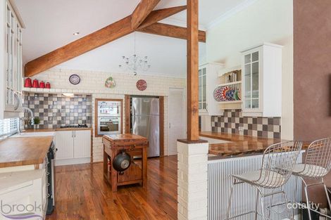 Property photo of 11 Manjiri Drive Glen Forrest WA 6071