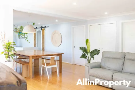 Property photo of 18 Knowles Street Vincentia NSW 2540