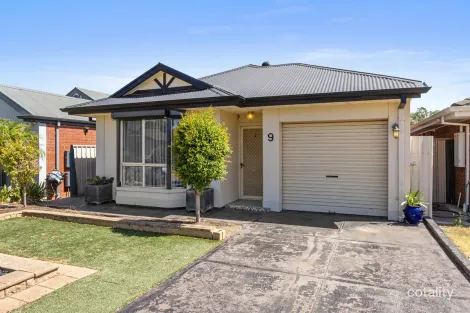 Property photo of 9 Gerlach Grove Evanston Park SA 5116