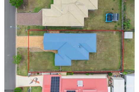 Property photo of 19 Bayswater Drive Urraween QLD 4655