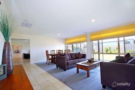 Property photo of 3 Hayley Avenue Somerville VIC 3912