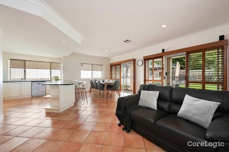 Property photo of 39 Sunset Place Carindale QLD 4152