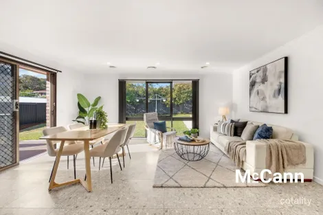 Property photo of 73 Sternberg Crescent Wanniassa ACT 2903