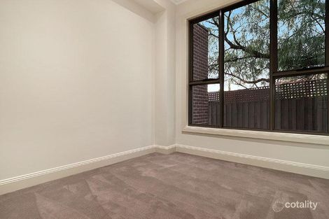 Property photo of 2/15 Somerset Road Glen Iris VIC 3146