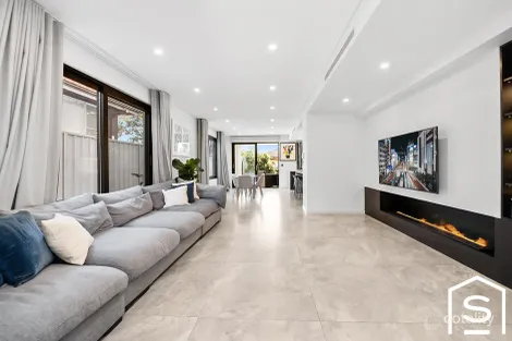 Property photo of 10 Napier Crescent North Ryde NSW 2113